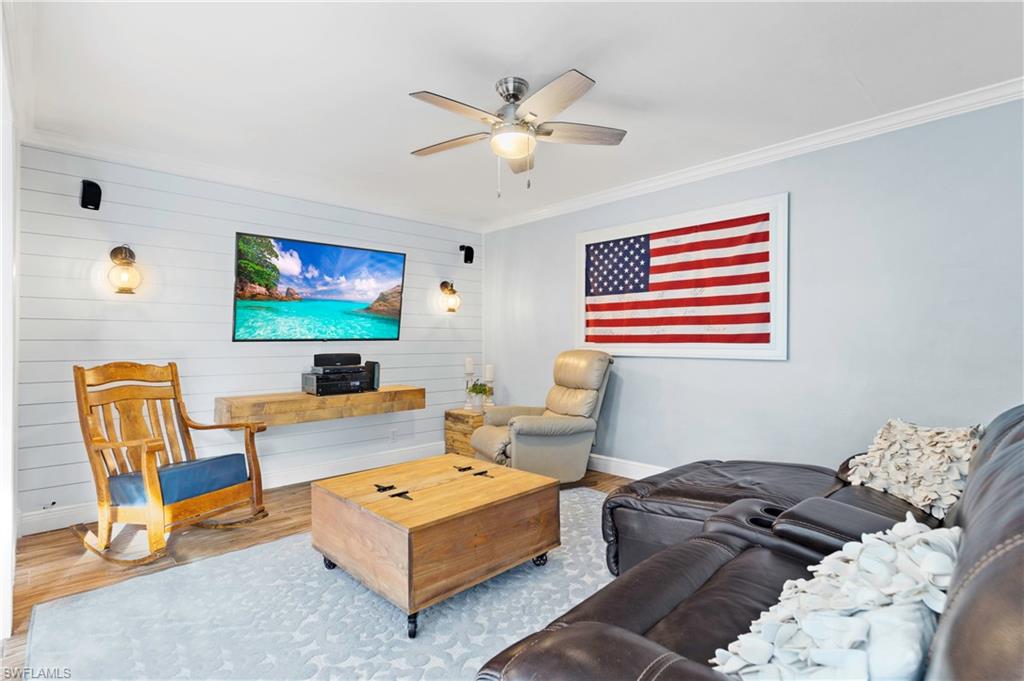 TWIN PALM ESTATES - Residential