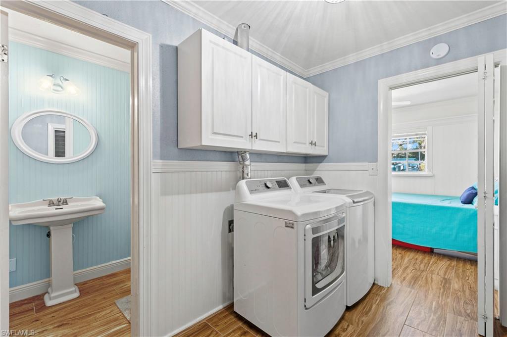 TWIN PALM ESTATES - Residential