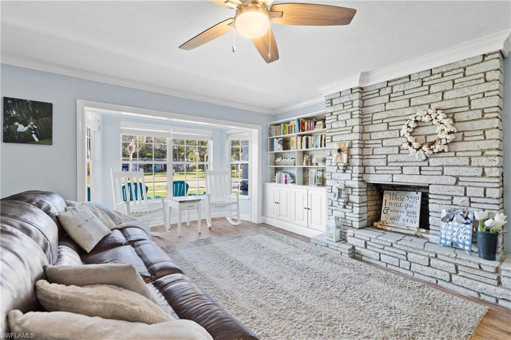 TWIN PALM ESTATES - Residential