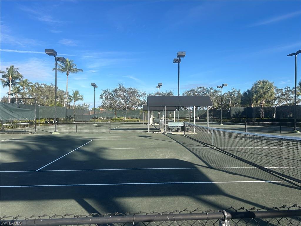 VILLAGE WALK - Residential