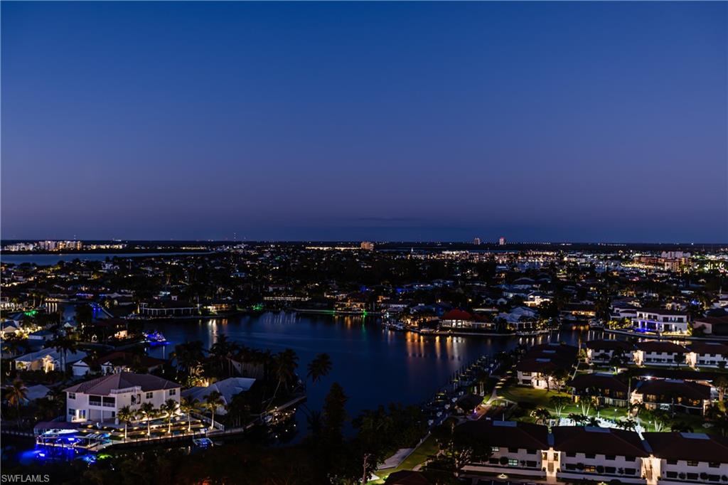 SOUTH SEAS - Residential