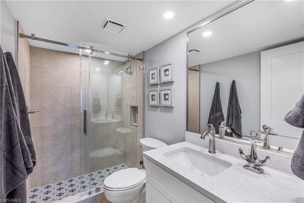 SOUTH SEAS - Residential