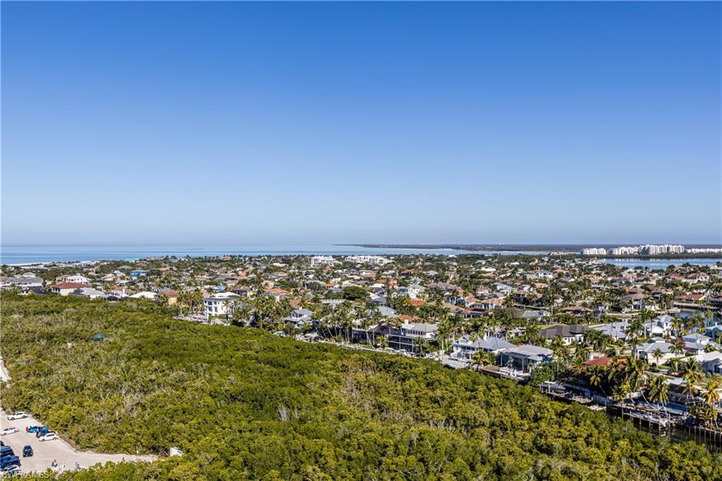 SOUTH SEAS - Residential