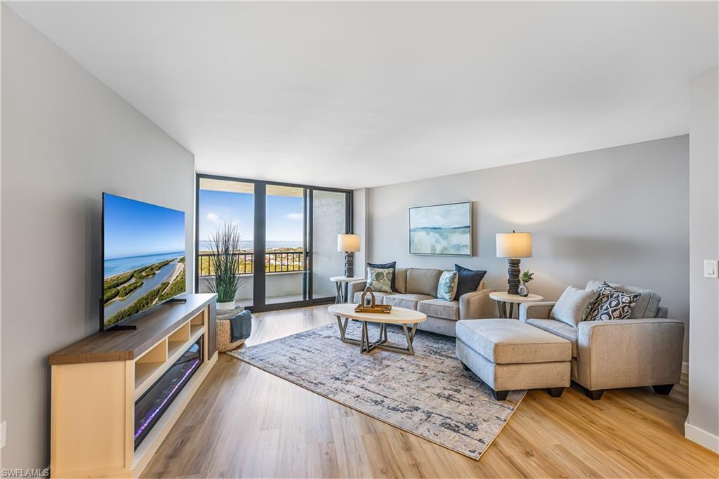 SOUTH SEAS - Residential