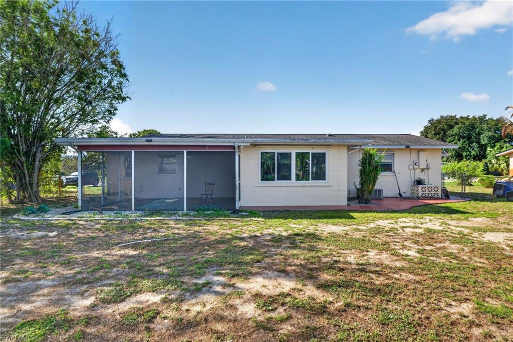LEHIGH ACRES - Residential