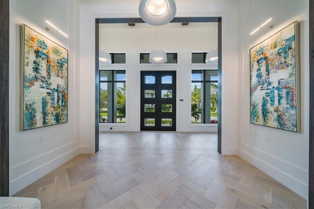 MOORINGS - Residential