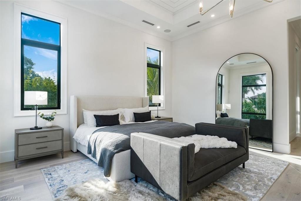 MOORINGS - Residential