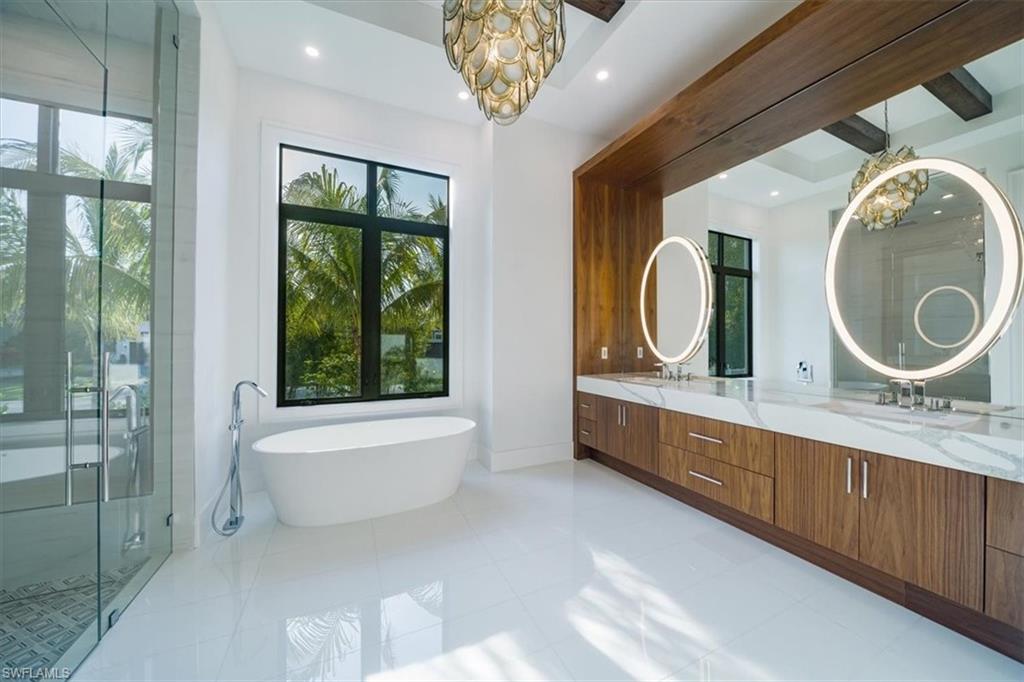 MOORINGS - Residential