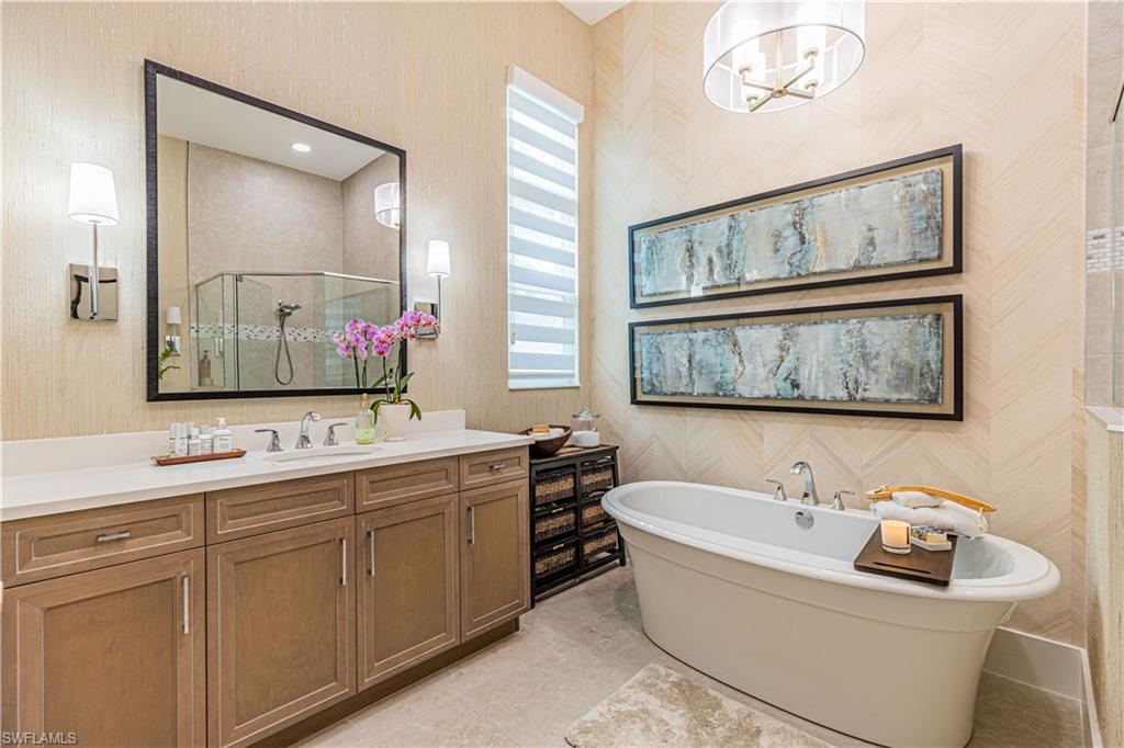 HIDDEN HARBOR - Residential