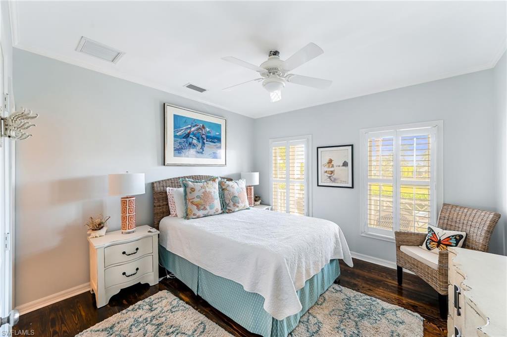 AQUALANE SHORES - Residential