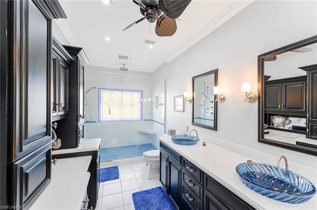 AQUALANE SHORES - Residential