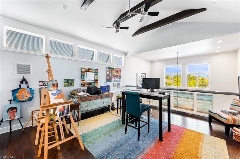 AQUALANE SHORES - Residential