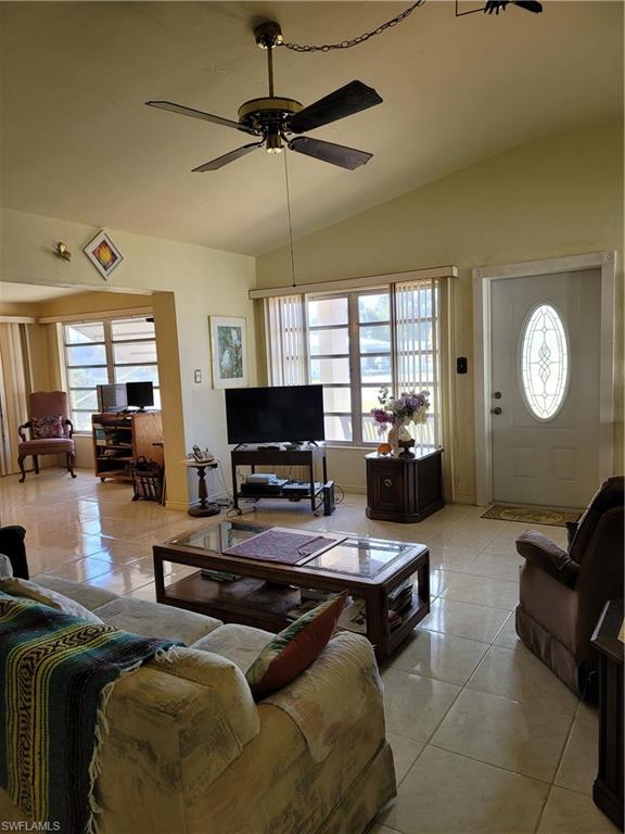 BERTS BAYSHORE MANOR - Residential