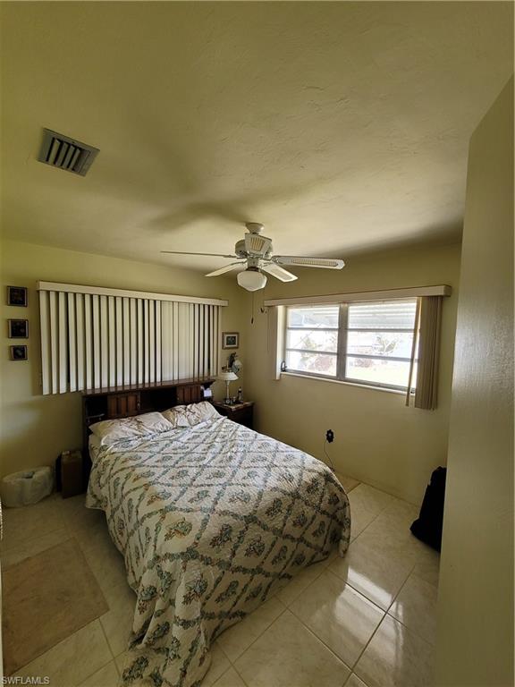 BERTS BAYSHORE MANOR - Residential