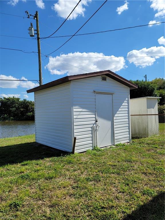 BERTS BAYSHORE MANOR - Residential