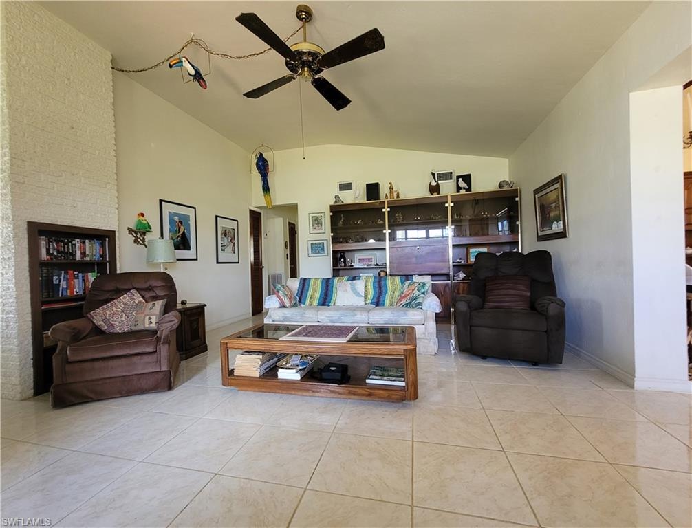 BERTS BAYSHORE MANOR - Residential