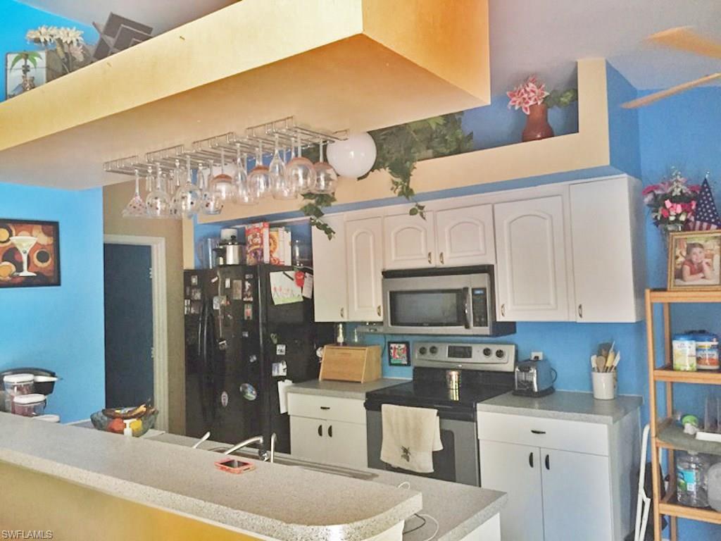 SAN CARLOS PARK - Residential