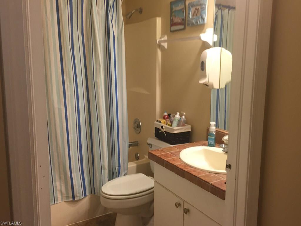 SAN CARLOS PARK - Residential