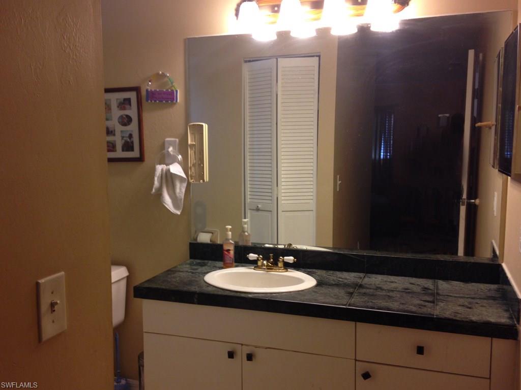 SAN CARLOS PARK - Residential