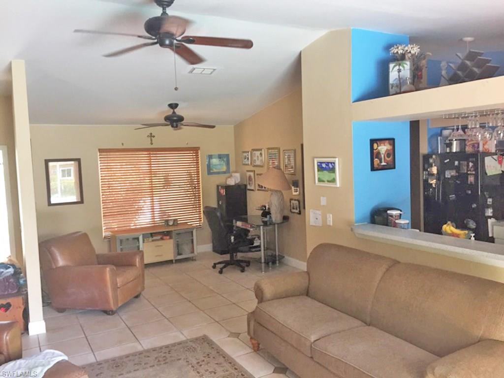 SAN CARLOS PARK - Residential