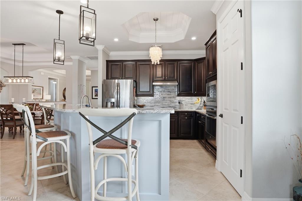 BONITA NATIONAL GOLF AND COUNTRY CLUB - Residential