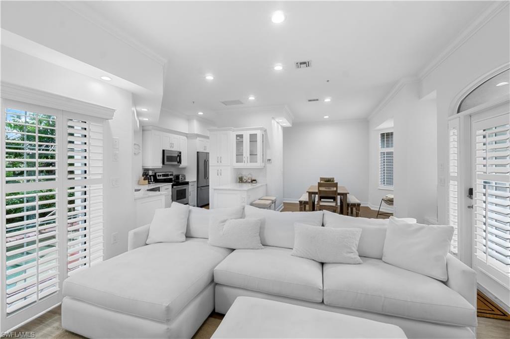 VILLAS DI MARINO - Residential Lease