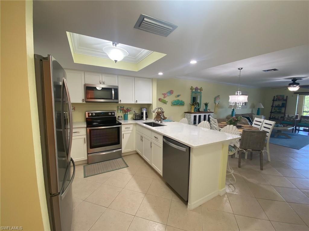 CAPE BELLE CONDO - Residential