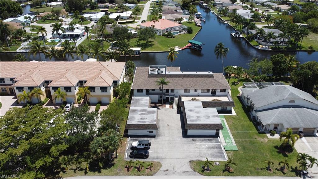 CAPE BELLE CONDO - Residential