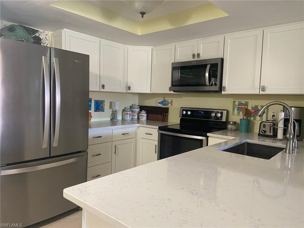 CAPE BELLE CONDO - Residential