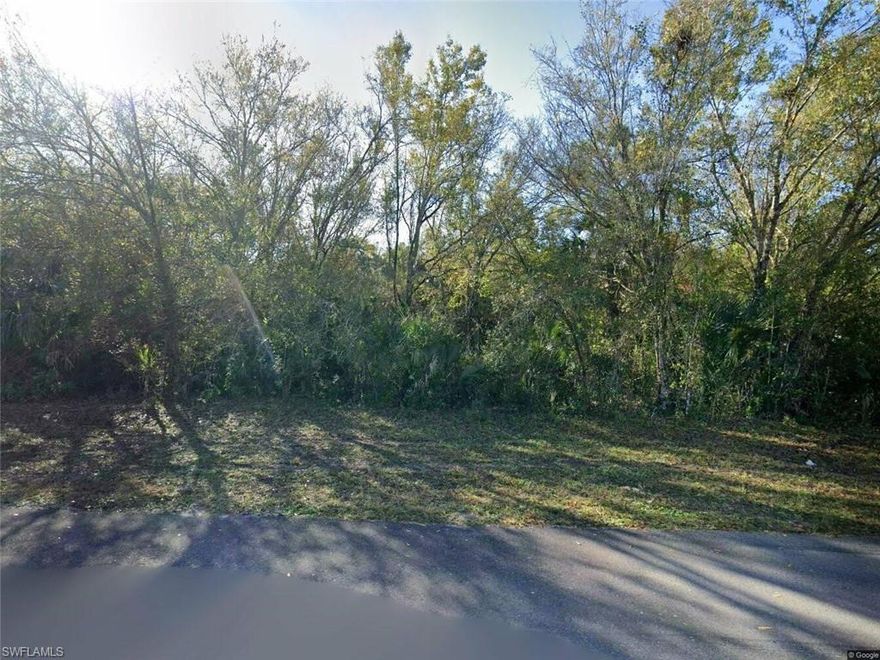 Corner residential lot located at 3863 Highlight St, Fort Myers, FL 33905, in a growing and developing area. Ideal for building a single-family home or as a long-term investment. Surrounded by newer construction with easy access to main roads, shopping, schools, and services. Great opportunity in an up-and-coming neighborhood.