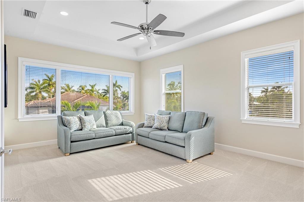 ROYAL HARBOR - Residential