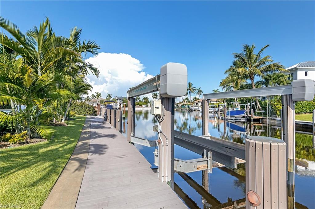 ROYAL HARBOR - Residential