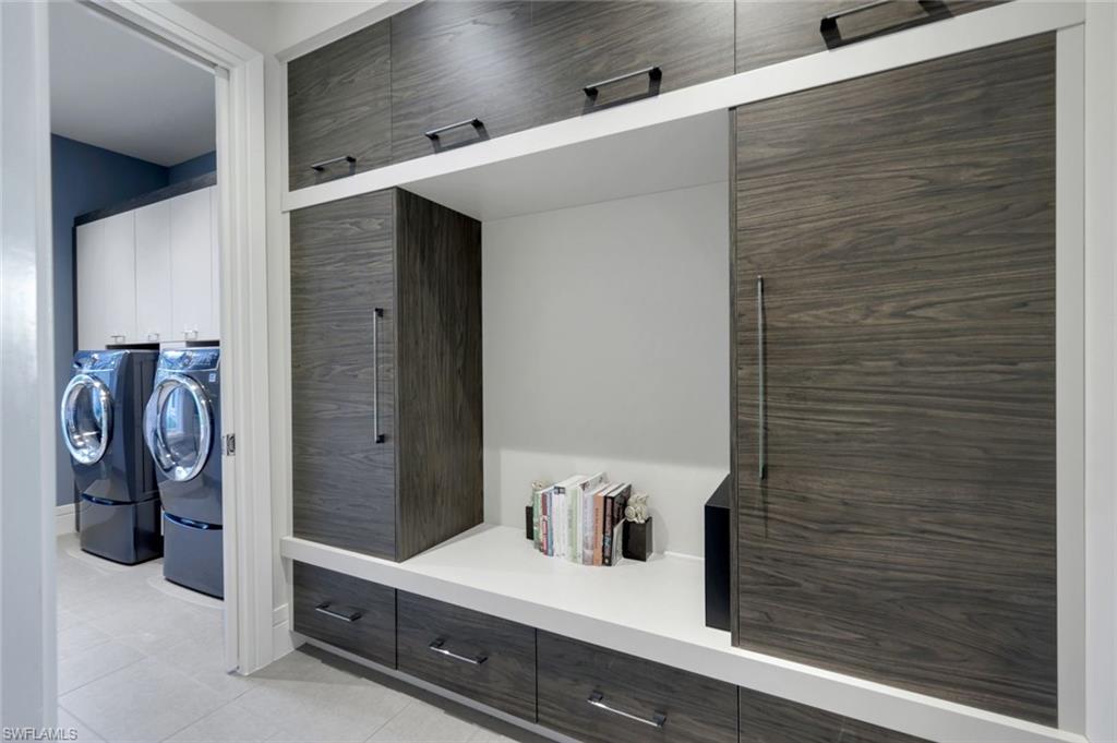 PINE RIDGE - Residential