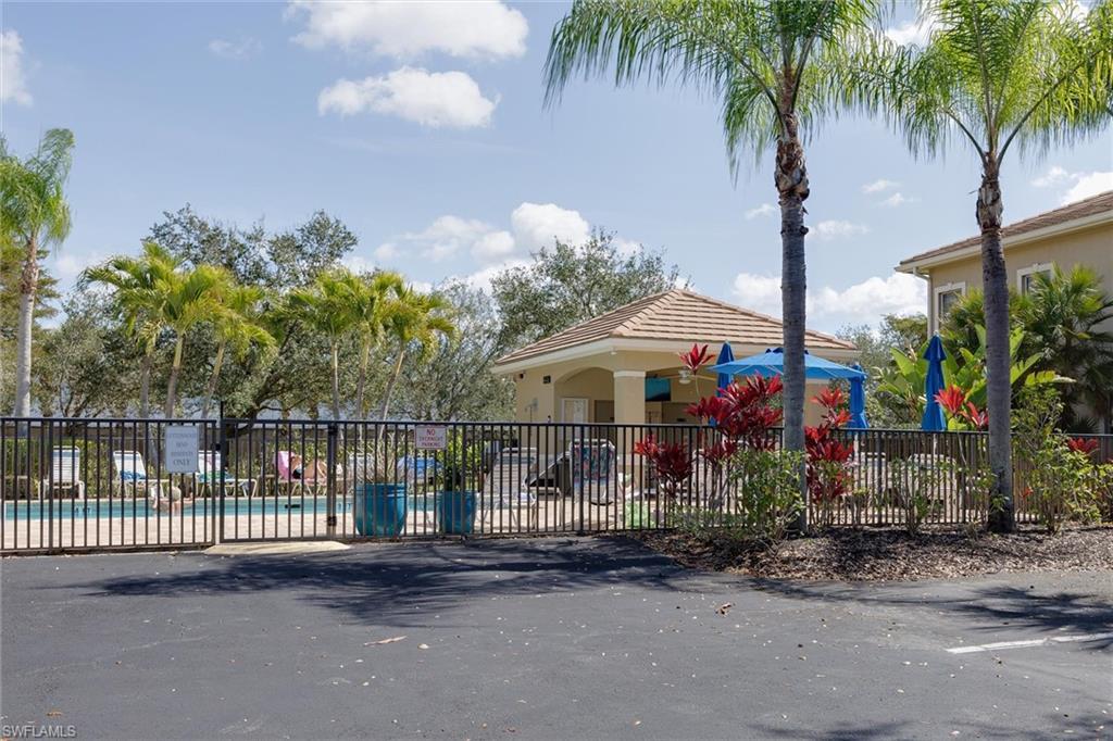 COTTONWOOD BEND - Residential Lease