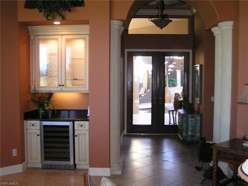 WHISPERING OAKS - Residential