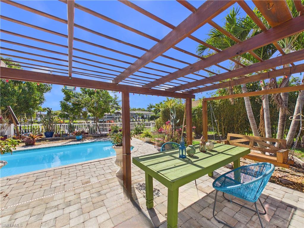 YACHT CLUB COLONY - Residential