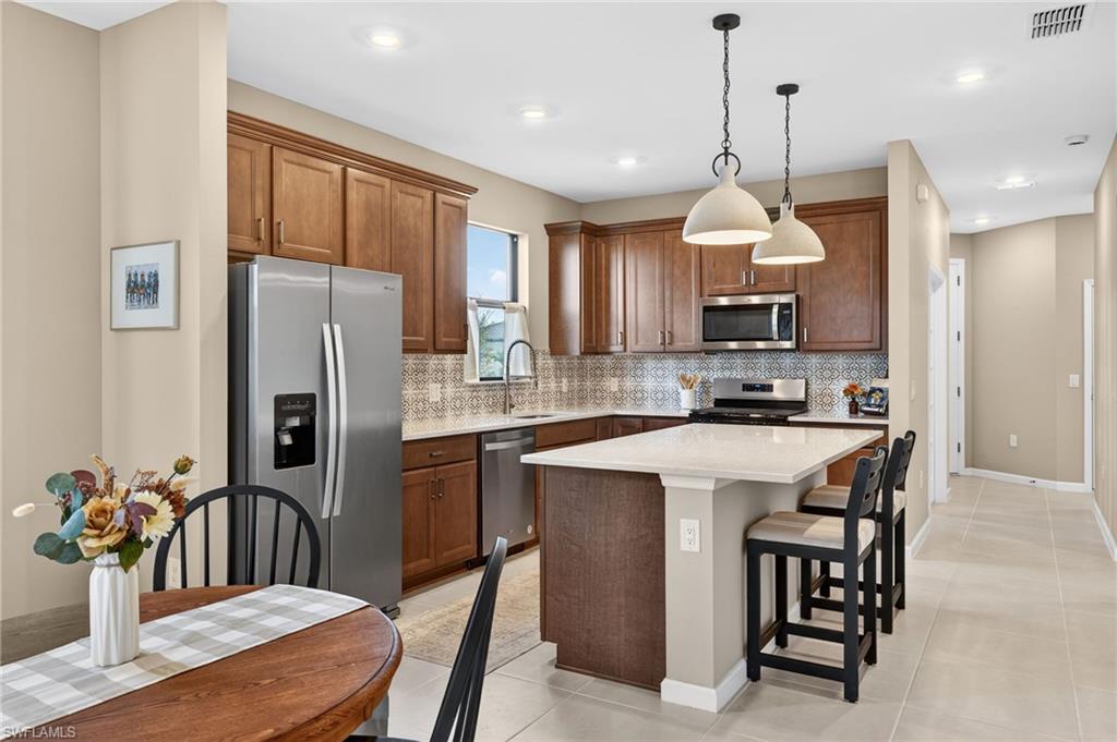 VERDANA VILLAGE - Residential Lease