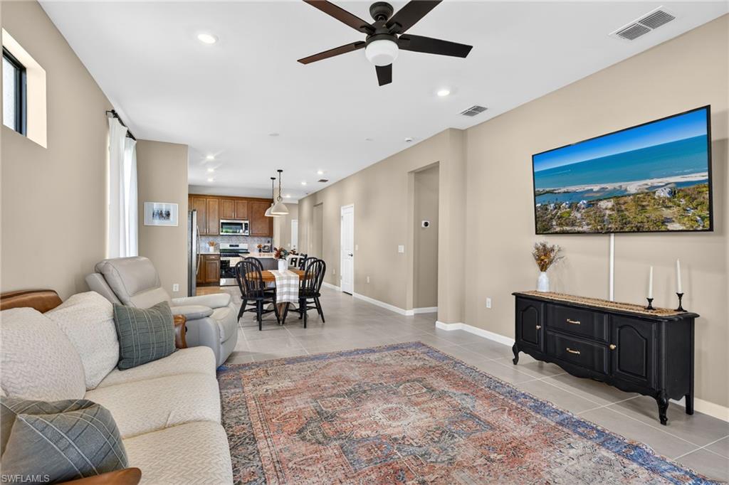 VERDANA VILLAGE - Residential Lease