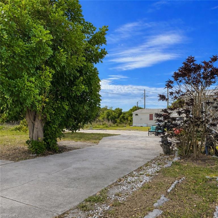 SPRING LAKES - Residential