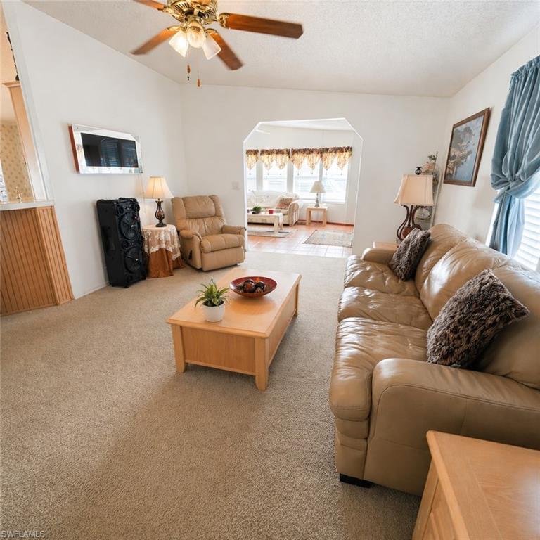 SPRING LAKES - Residential