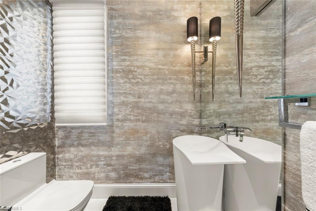 SANIBEL ESTATES - Residential