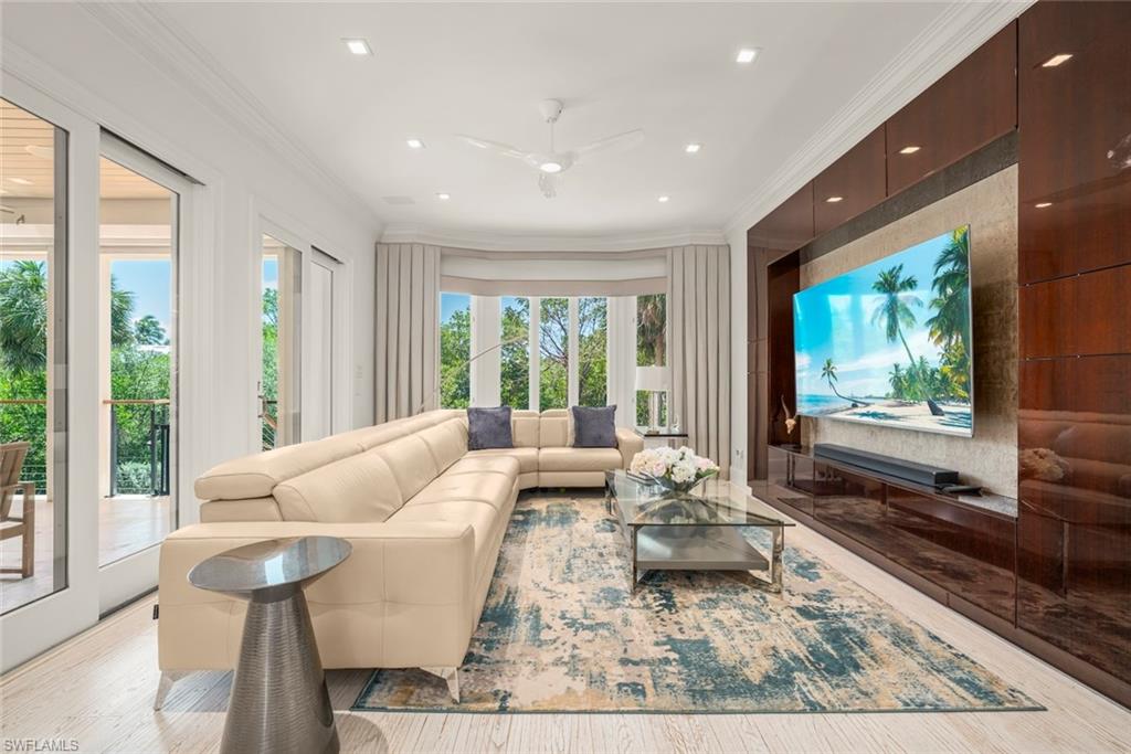 SANIBEL ESTATES - Residential