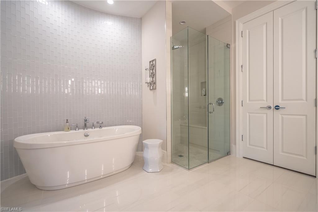 CORSICA - Residential