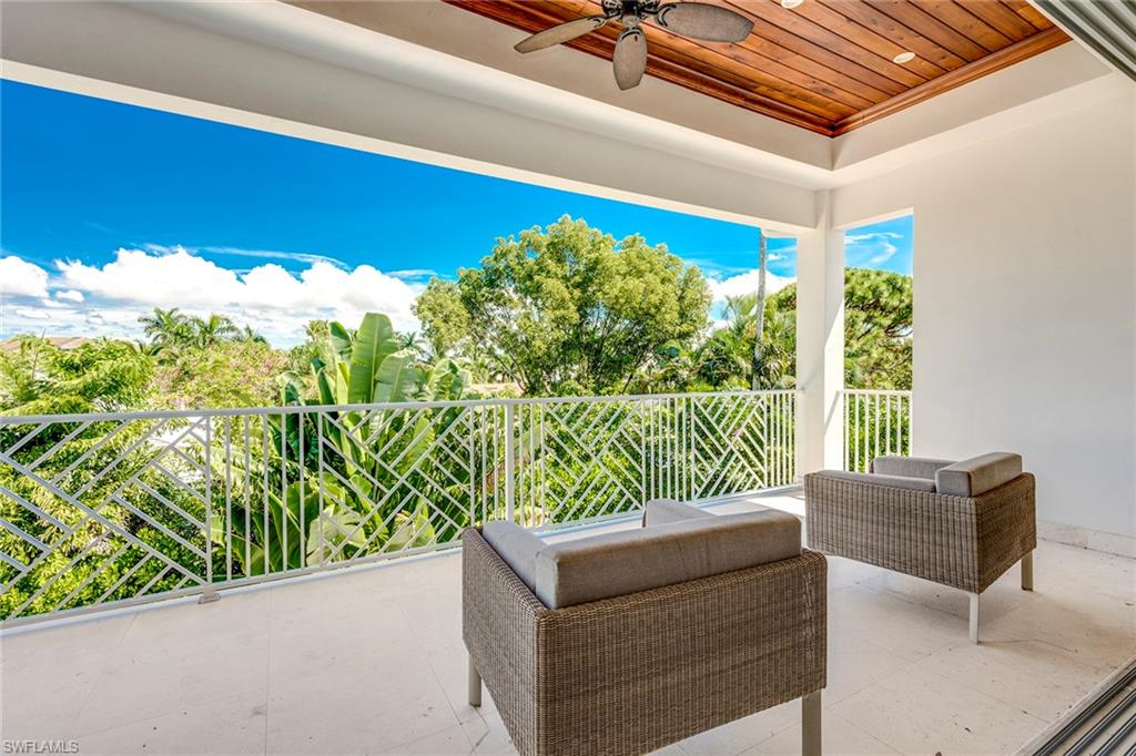 PARK SHORE - Residential