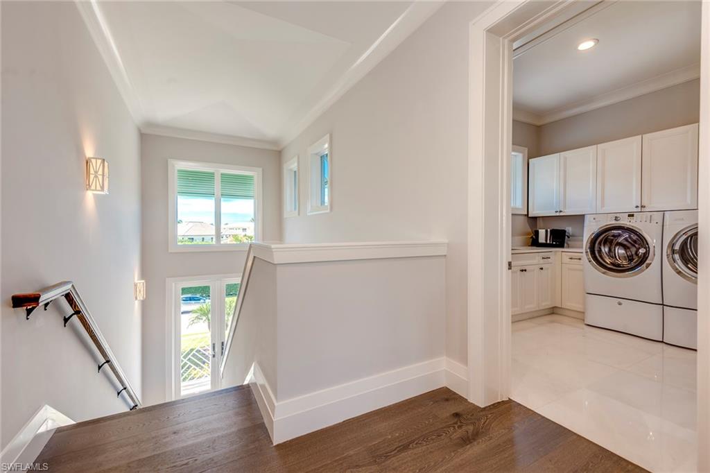 PARK SHORE - Residential