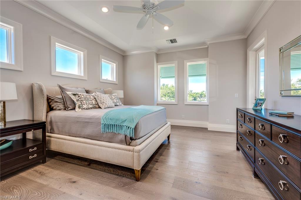 PARK SHORE - Residential