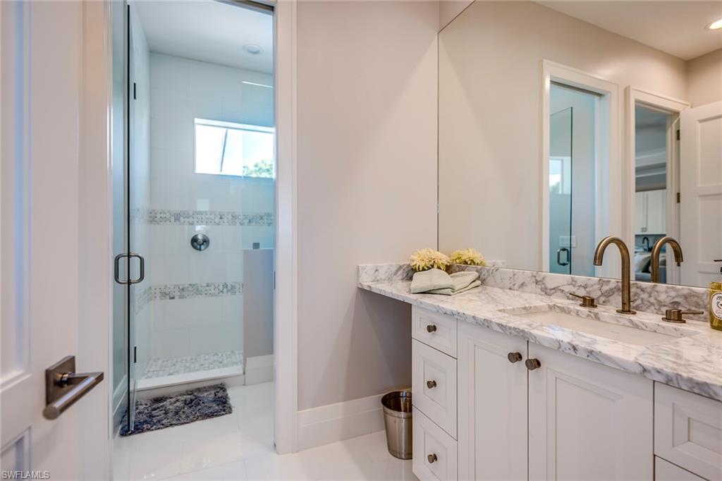 PARK SHORE - Residential