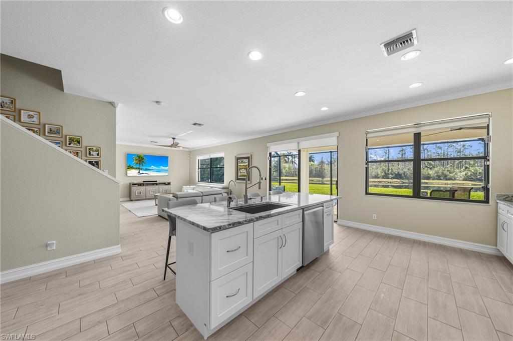 REFLECTION ISLES - Residential