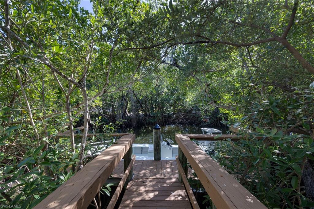 SANIBEL ESTATES - Residential