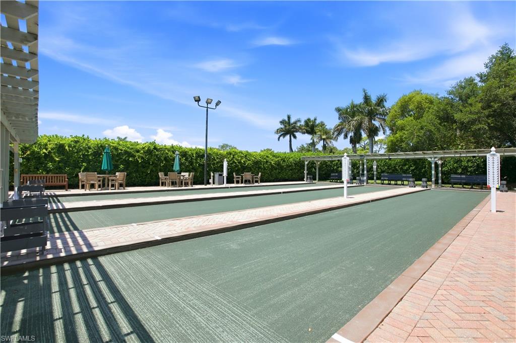 HIGHLAND WOODS VILLAS - Residential